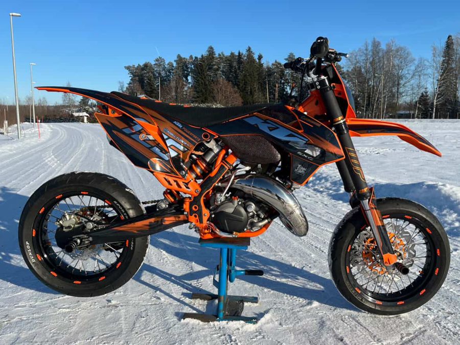 KTM-moottoripyörän tarrasarja