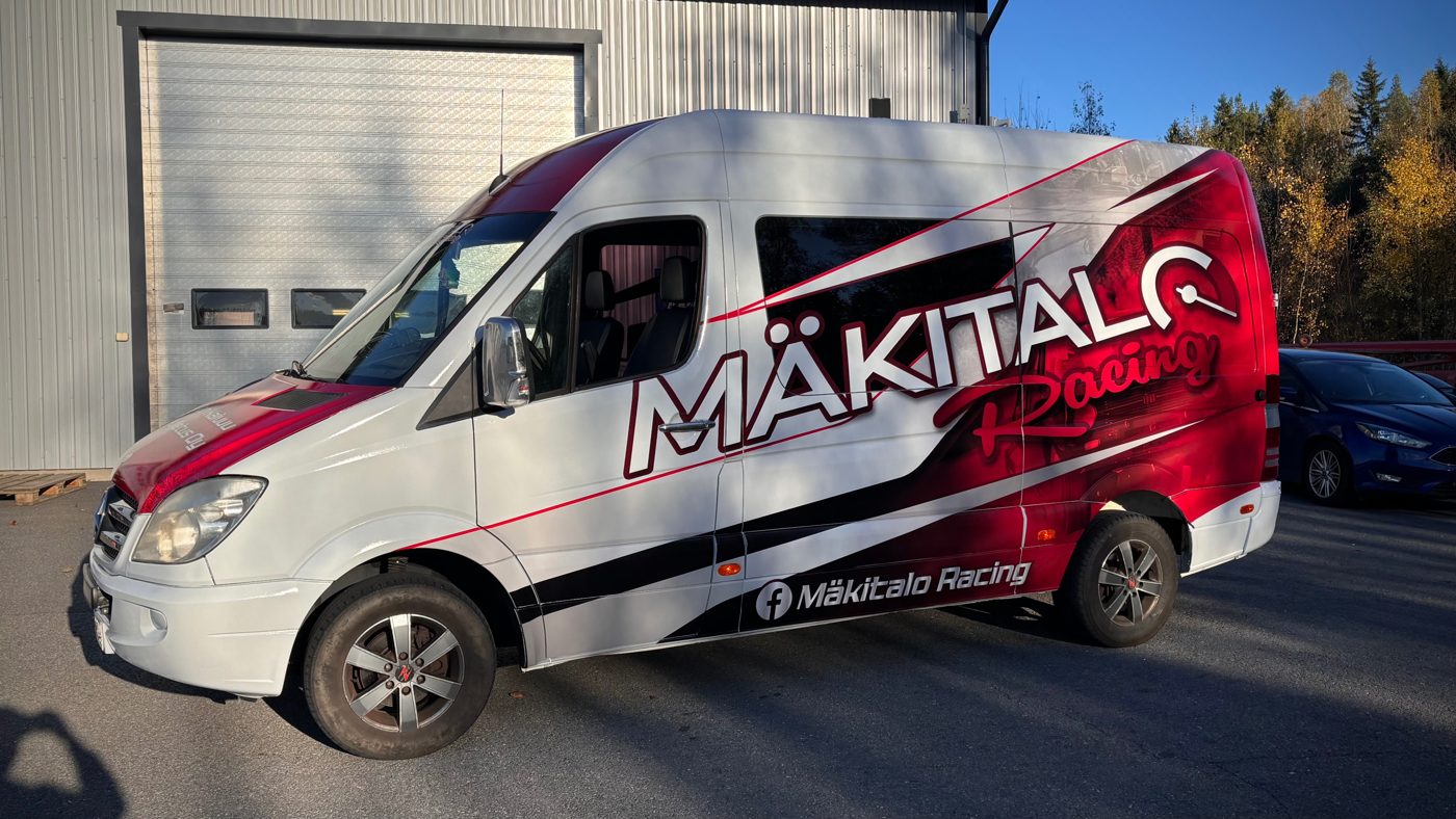 Teipattu Mäkitalo-pakettiauto